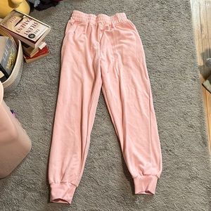 Yovela pink oversized sweatpants!